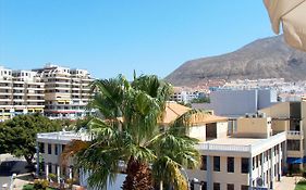 Central & Beach Los Cristianos By Helloapartments